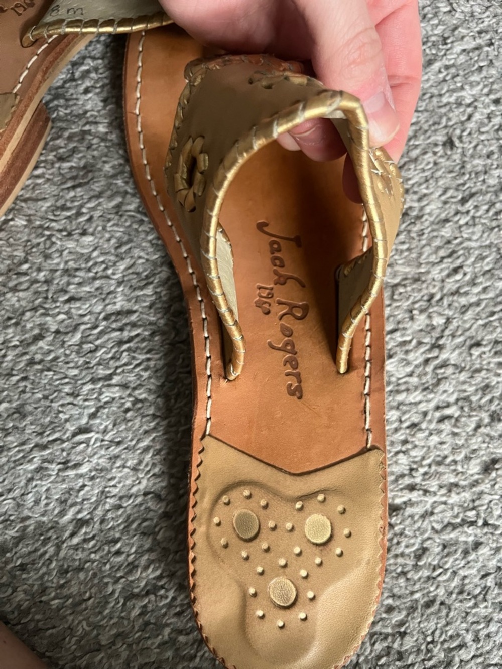 Jack Rogers Tan Leather Circle Medallion Thong Sandals - Picture 2 of 2